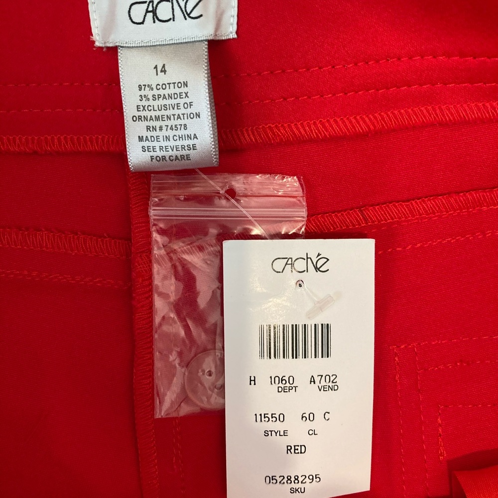 New Red Cache Capris With Cute Detail - image 3